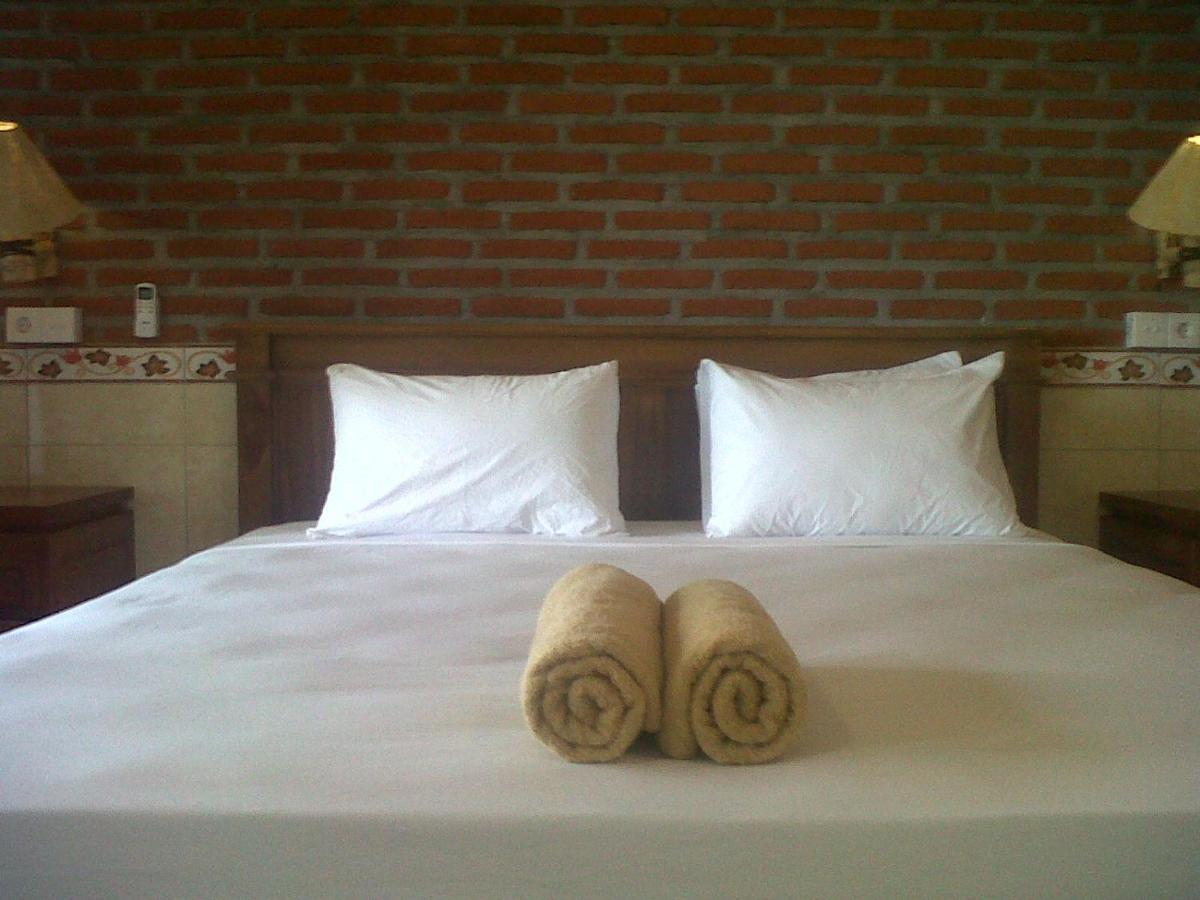 Eliska Sari Bungalows Sumberkima Pemuteran Exterior foto